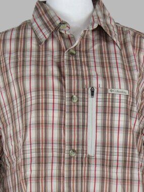 Columbia Men's Plaid Short-Sleeve Button-Up Shirt Zip-Pocket Size M (C1992)